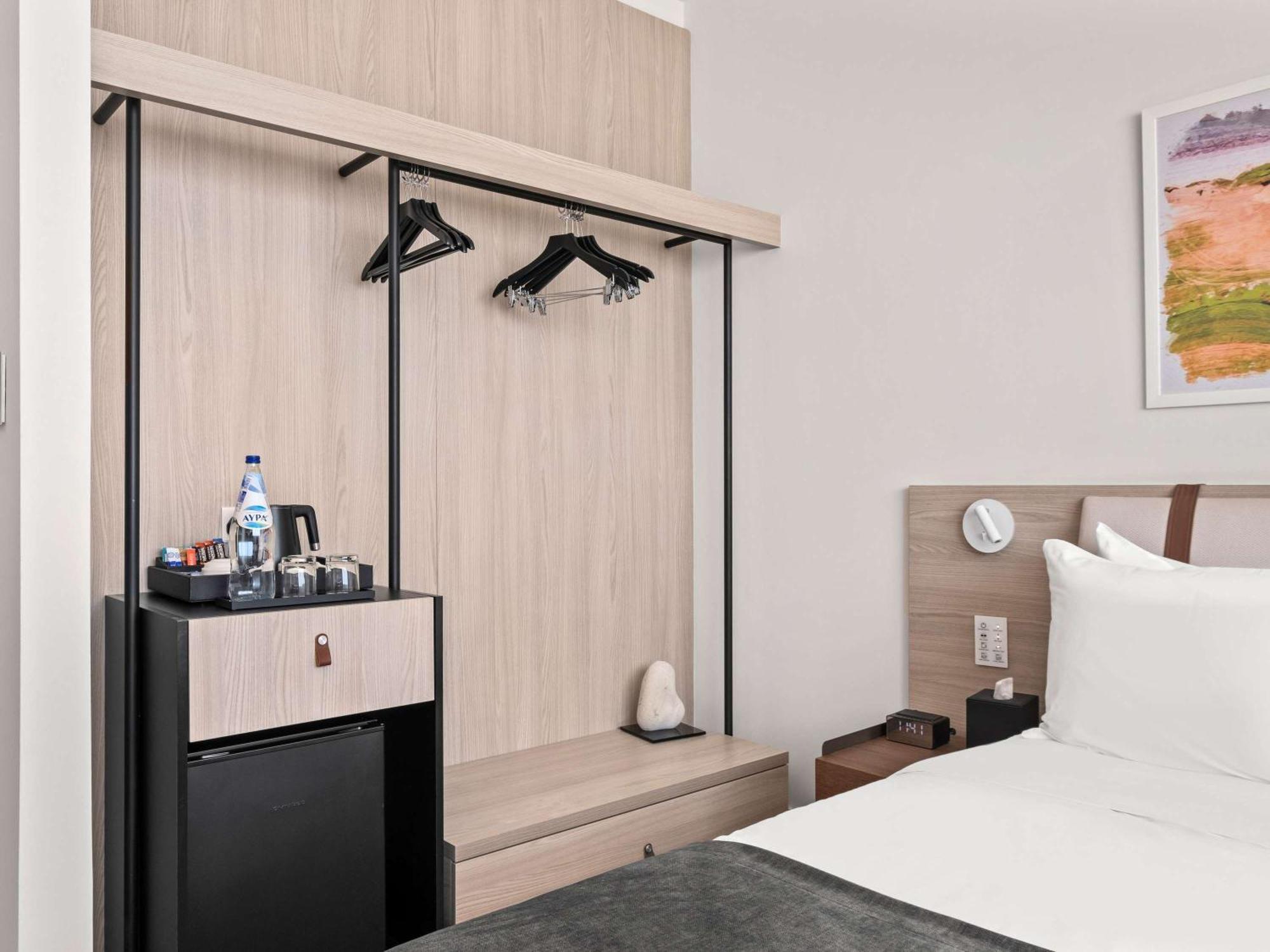 Mercure 3*