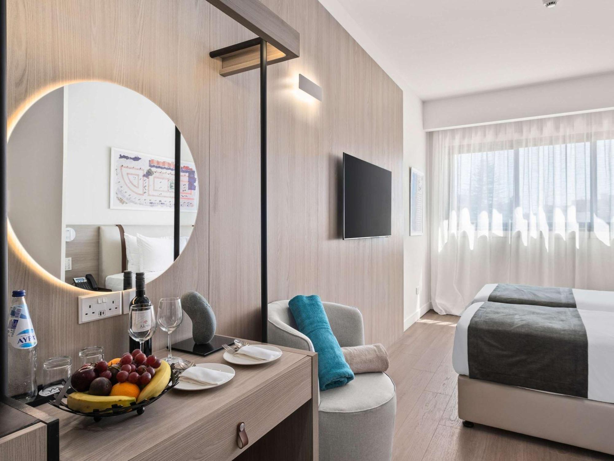 Mercure 3*