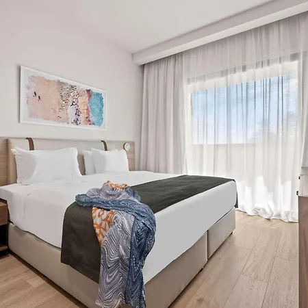 Mercure Larnaca City Exterior foto